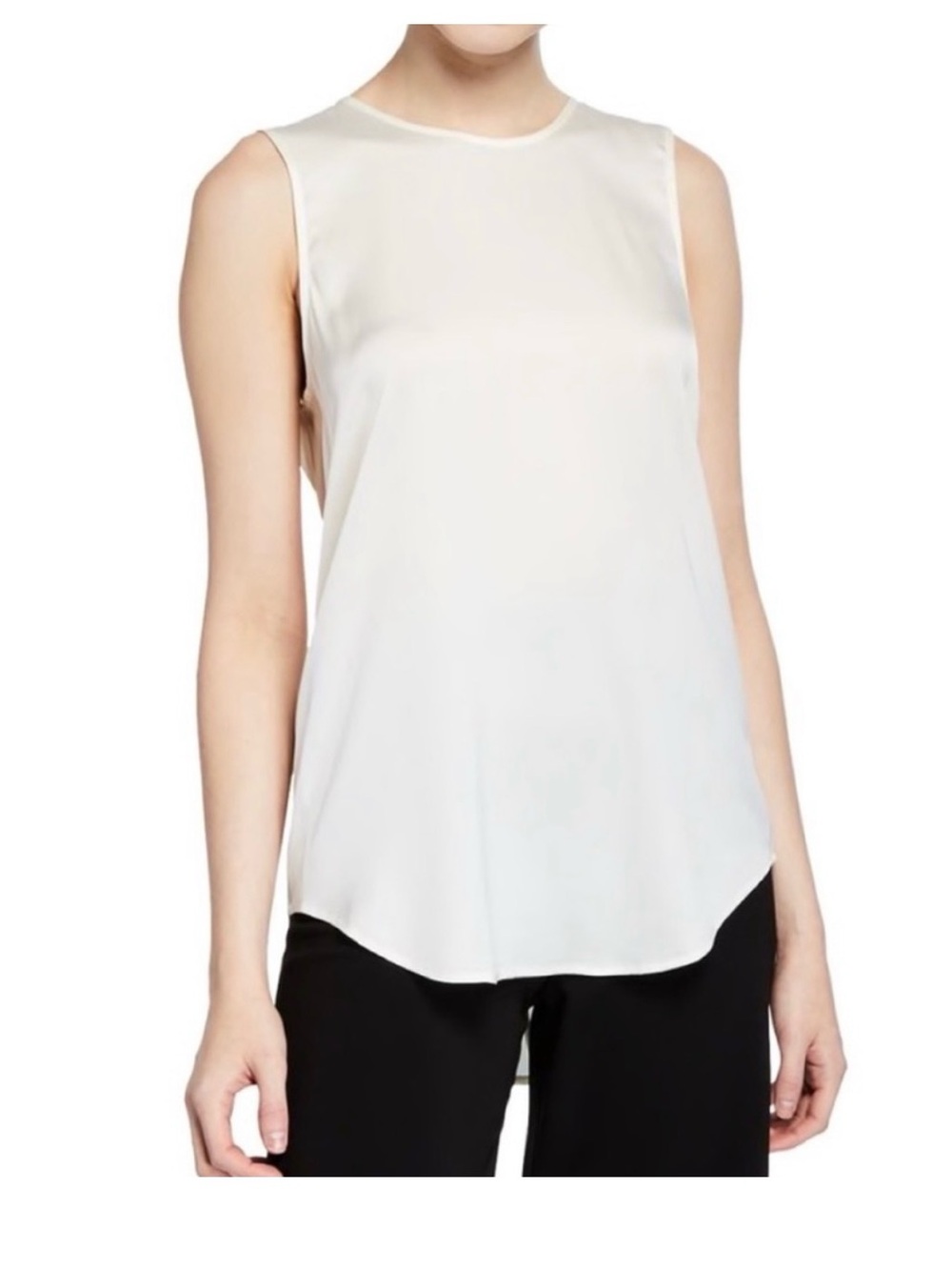 THEORY NWT Bringam Ivory silk Shell Top Size Medium